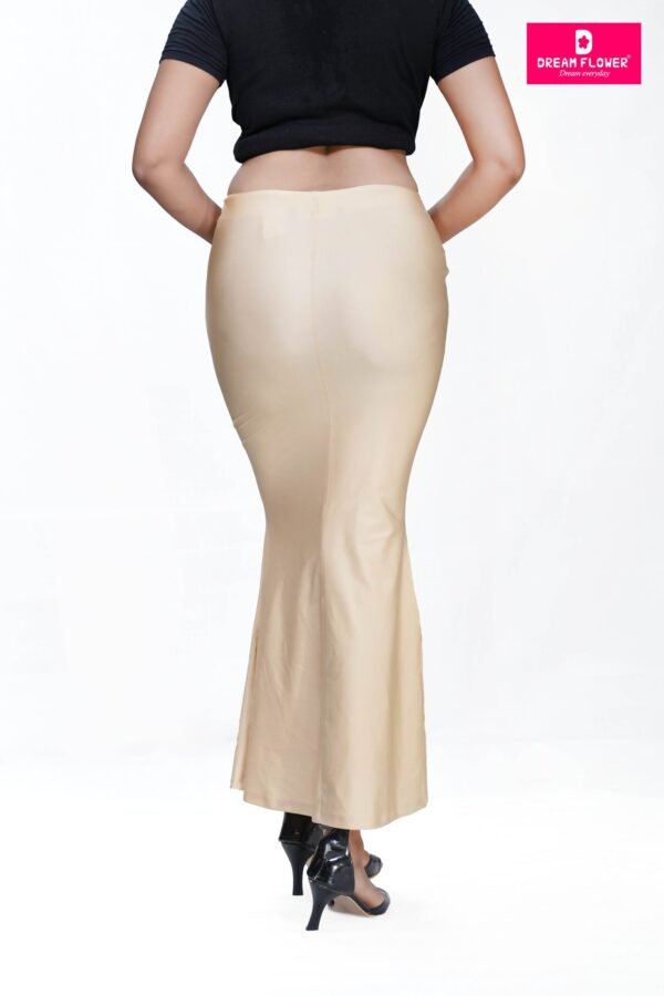 Biege saree shaper